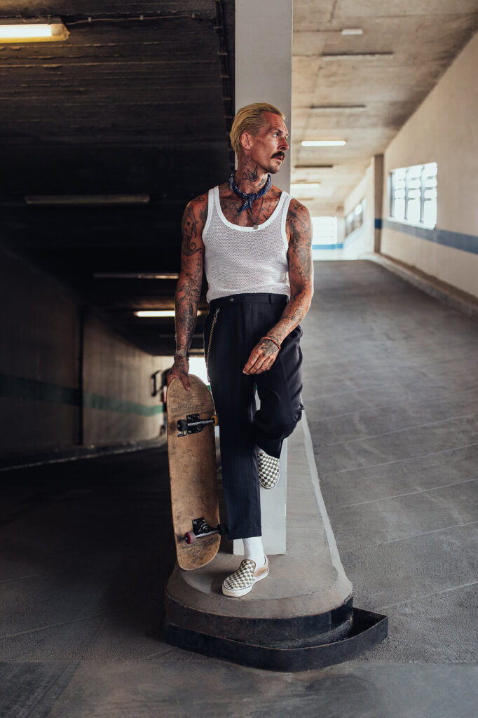 04 karl skateboard 02